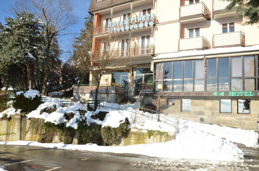 Hotel Pineta Loiano Exteriör bild